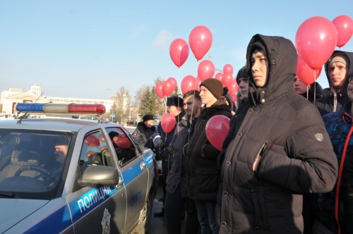 Акцию «Сердце памяти» провели сотрудники омской Госавтоинспекции  Сего